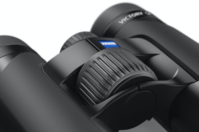 Zeiss VICTORY SF 8x42 - Black new model ----- 52 42 23